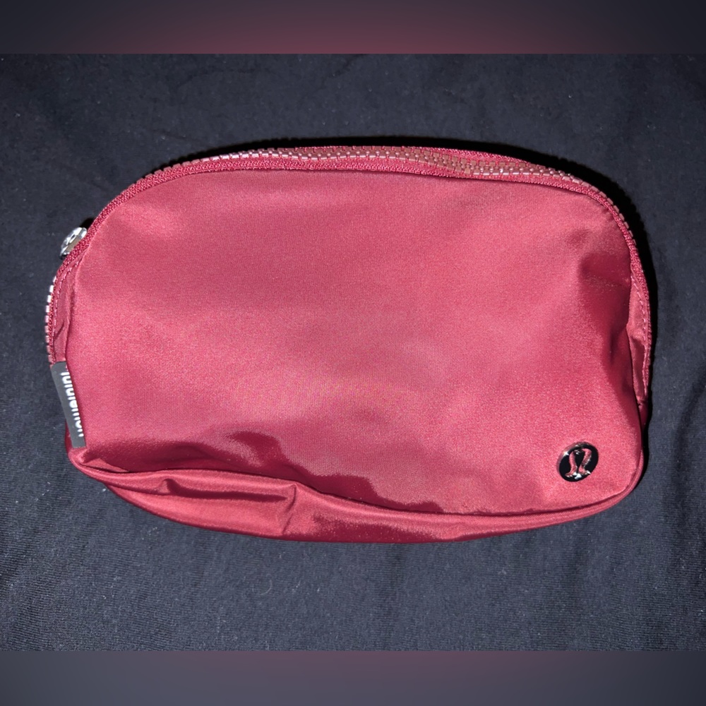 NWT Lululemon Belt Bag